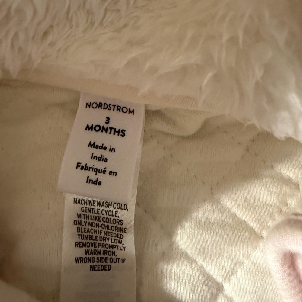 Nordstrom Infant snowsuit - Picture 2 of 4
